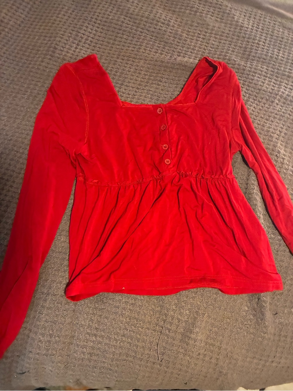 Amazon Red Long-Sleeve Scoop Neck Button Front Top